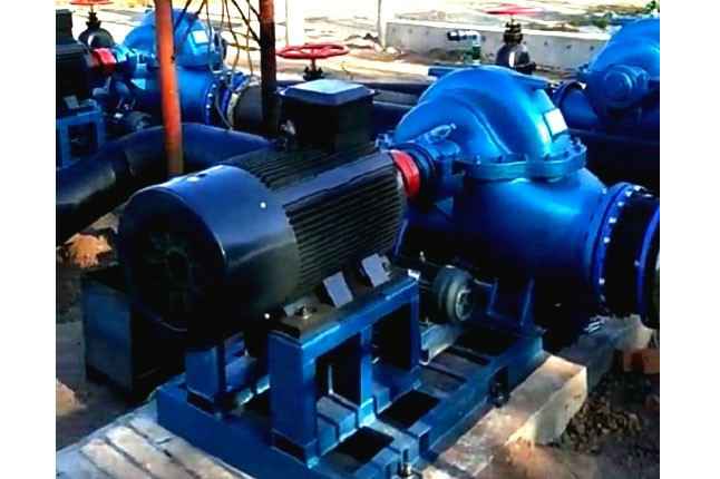海口敬轩能源管理解决方案有限公司3台500mm口径双吸泵沈阳康平卧龙湖正在安装